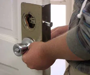 Capitol Locksmith Service Laurel, MD 301-712-9462 - locksmith-12